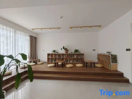 A hotel by the YULONG River
