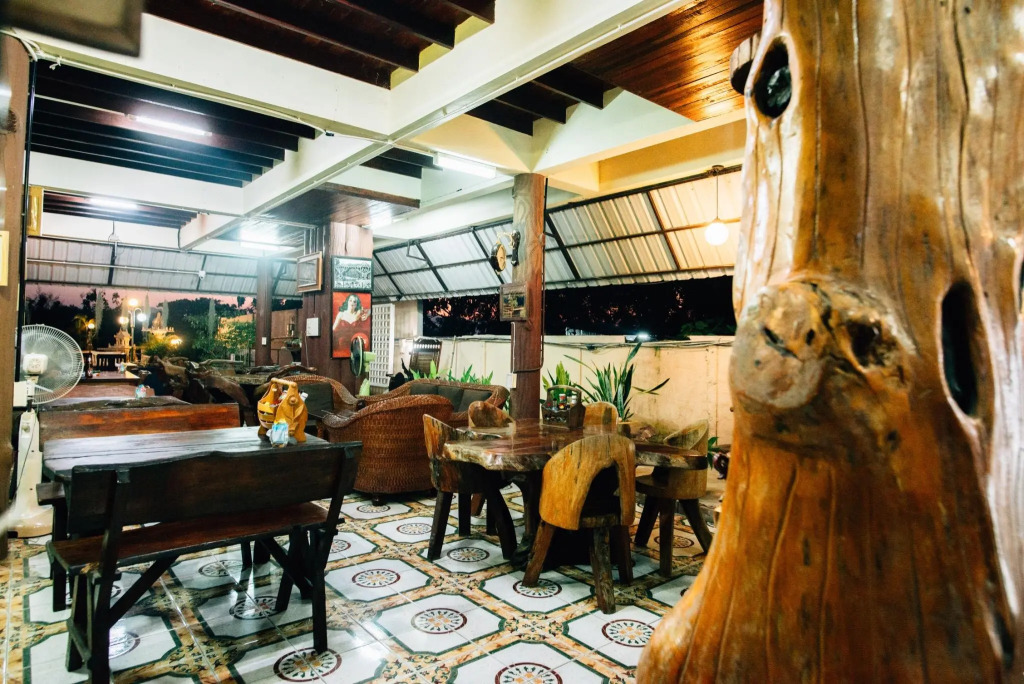 Noble Night Guesthouse