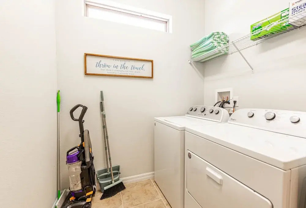 Flash 20 Off Luxury Single Family w Pvt Pool