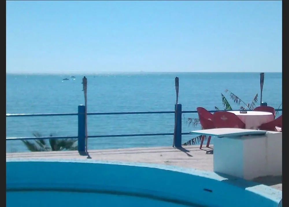 Hostal Montecarlo