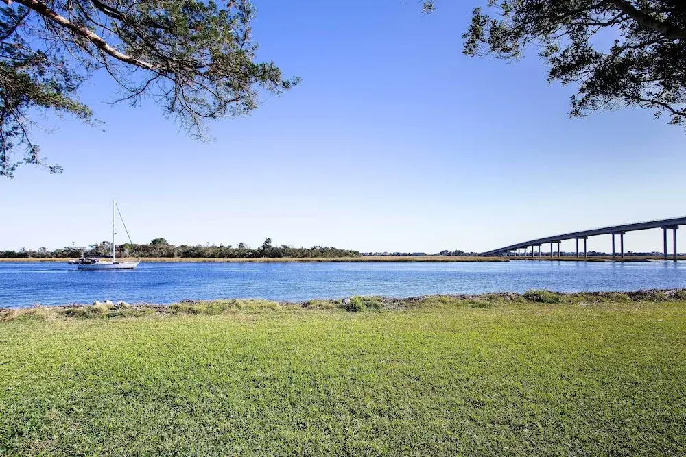 Sunset Beach Retreat - Monthly Rentals Welcome!
