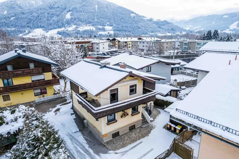Areit Apartments - Top 1