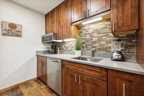 Double Eagle B12 Condo 2 Bedrooms 2 Bathrooms Condo