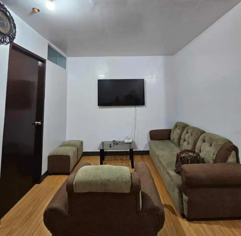 Deca Homes Condominium