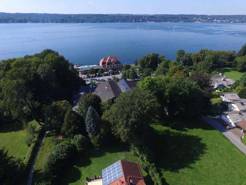 Hotel Schloss Berg