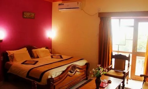Gautama Hotel