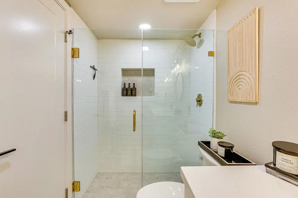 Private Pool + Putting Green: Sunny Scottsdale Gem