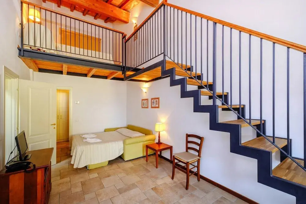 Apartment With Balcony in Poggio All'agnello