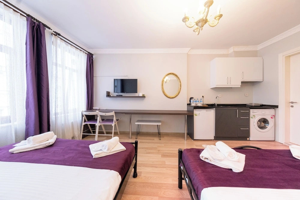 Frame Luxury Apartments