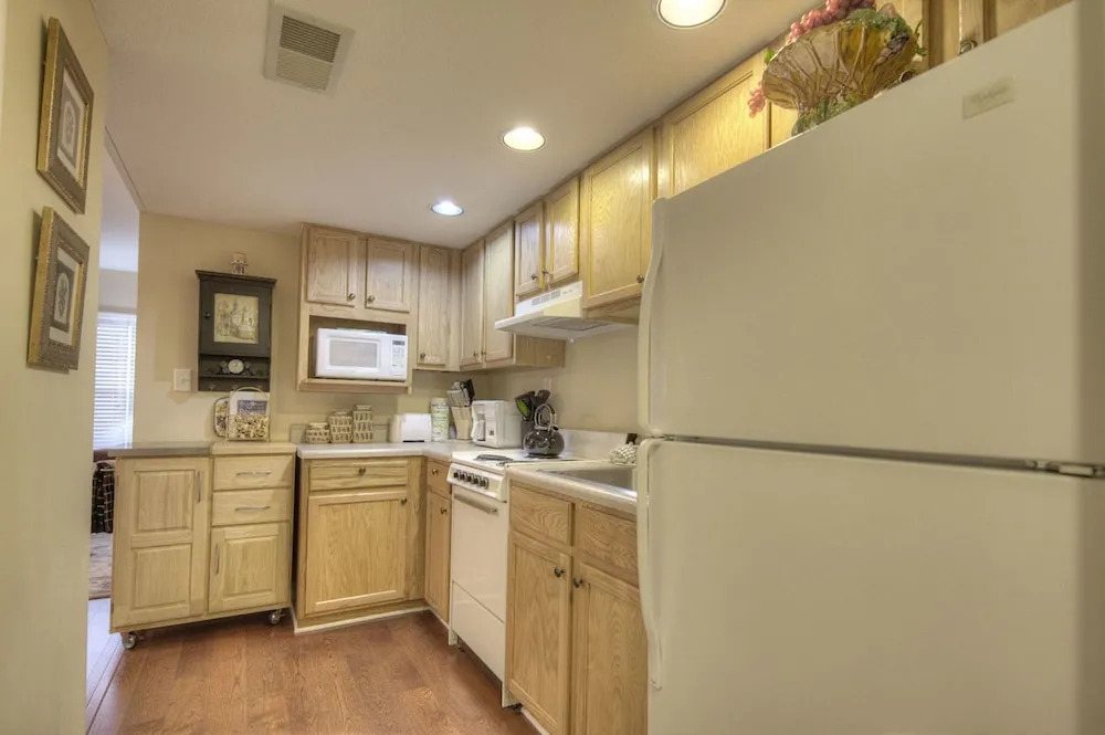 Colonial Crest 107 by Heritage Cabin Rentals
