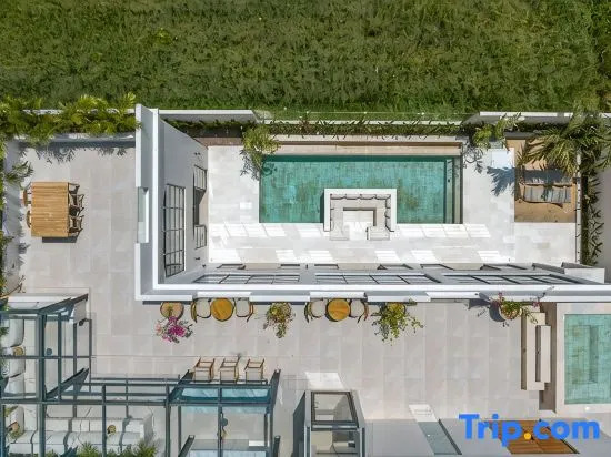 Le Mansion Villa: 4 BR brand new villa in Seseh  - A Luxury Private Villa By Balinest Villas