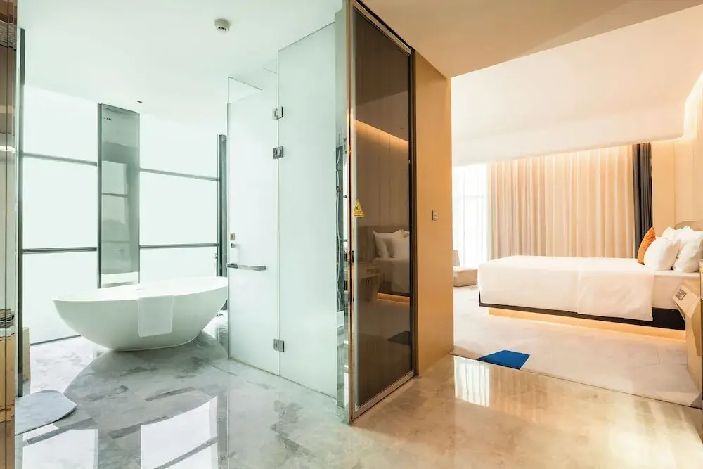 K · International Hotel