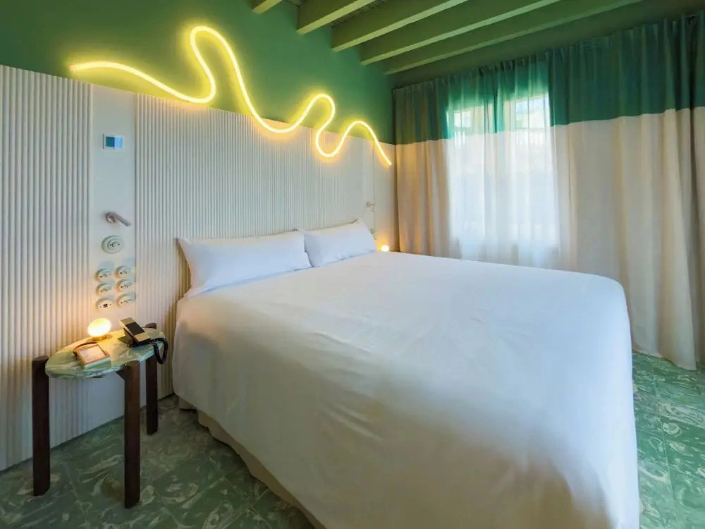 Terreno Barrio Hotel - New Opening 2026