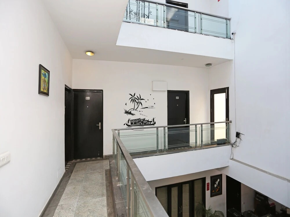 OYO 885 Thor Thikana