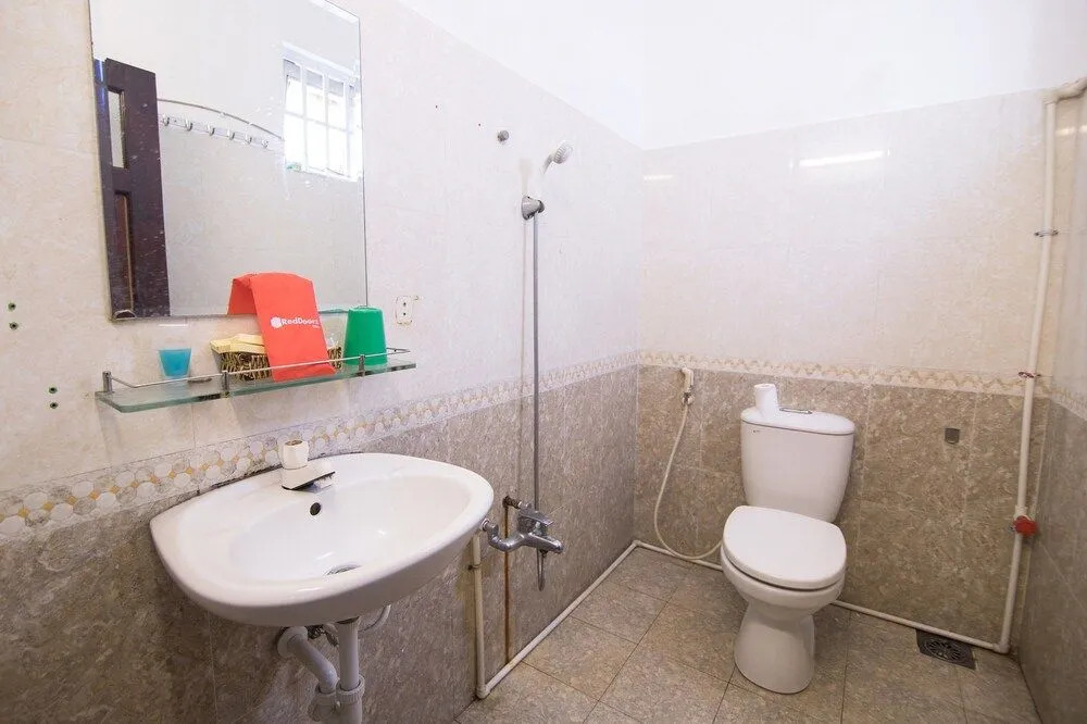 Reddoorz Plus Near Aeon Mall Tan Phu 2