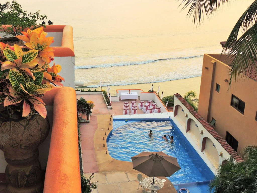 Hotel Casa Sun and Moon
