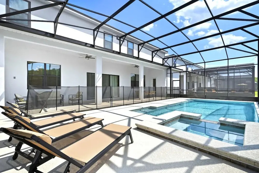Magical 15-Bedroom Villa | Game Room, Theater & More