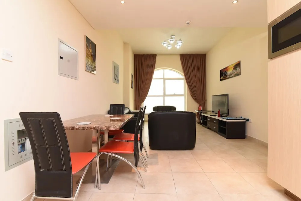 OYO Home 2351BHK Capitol Tower DIC