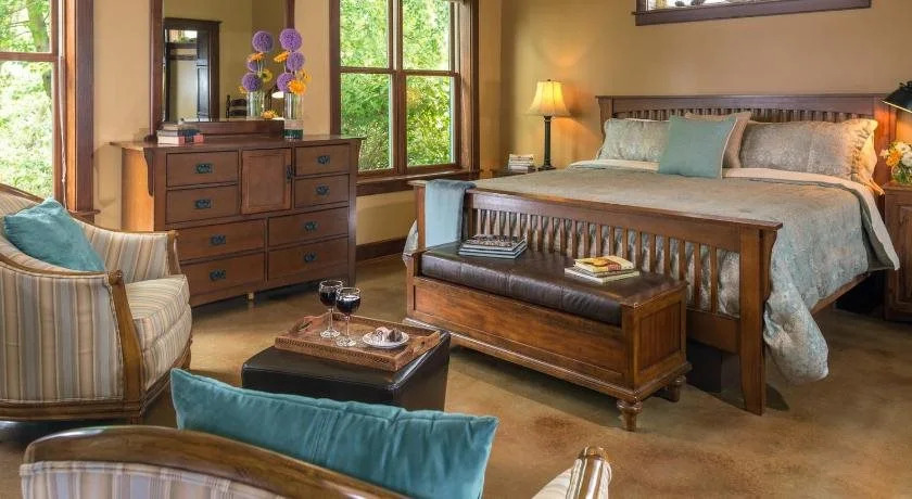 Hartzell House Bed and Breakfast
