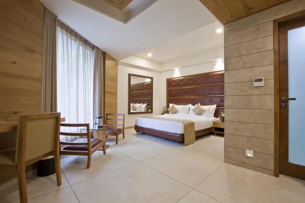 Hotel Rezaas