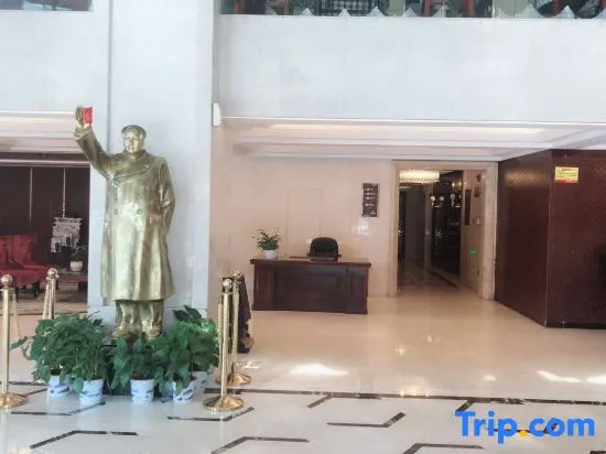 Yinhe Guliju Hotel
