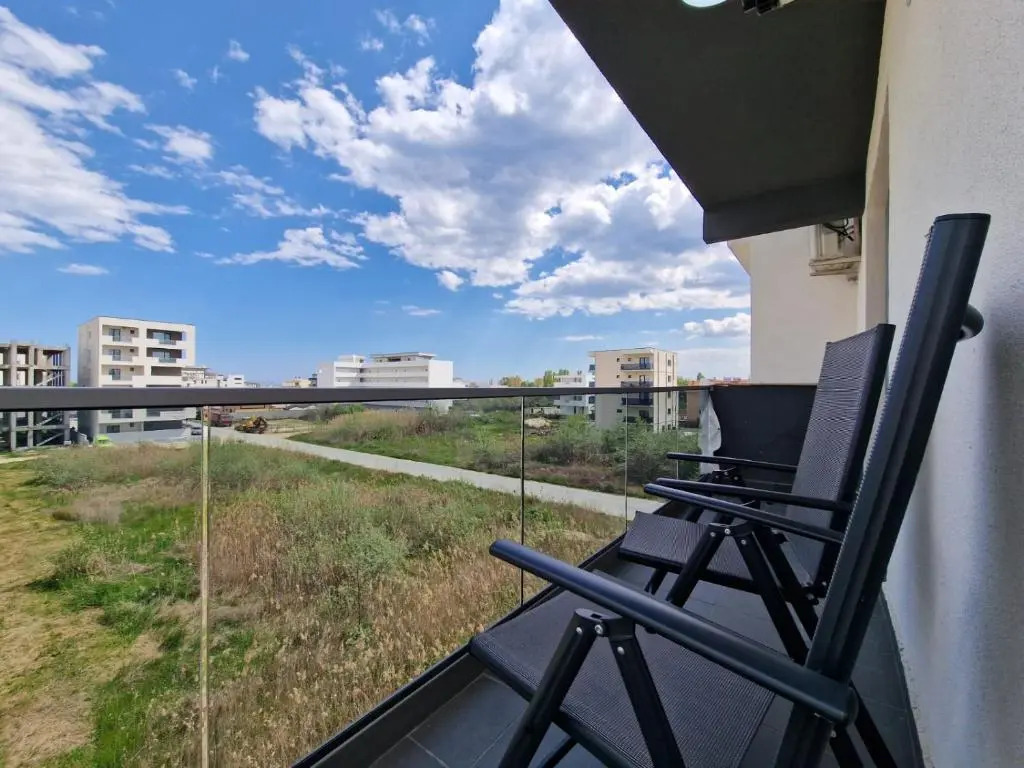 RoApart B2 Home Apartamente 2 și 3 camere terase spațioase vedere si parcare