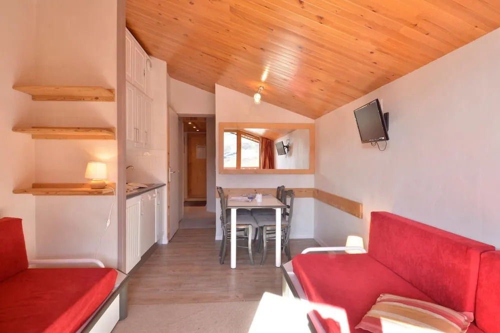 Belle Plagne Apartment on the Slopes for 5 People of 28mâ² And521
