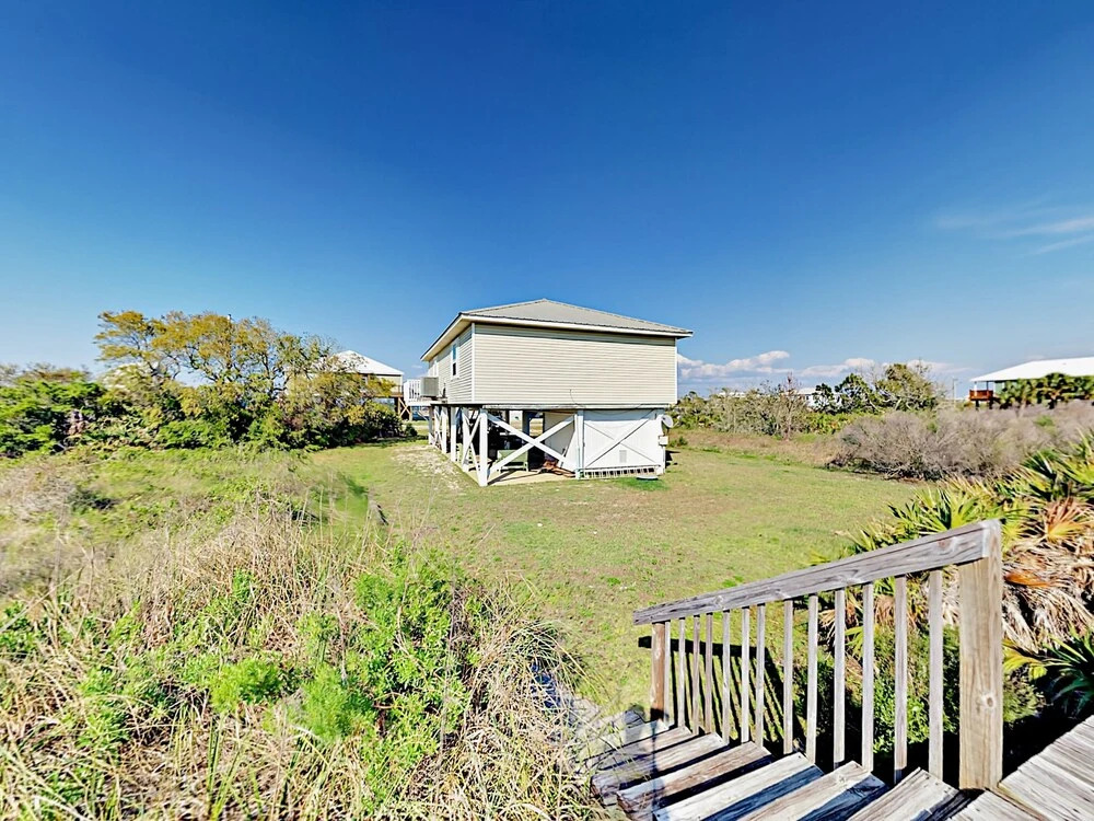 635 Bonita Court Cottage 3 Bedrooms 2 Bathrooms Cottage