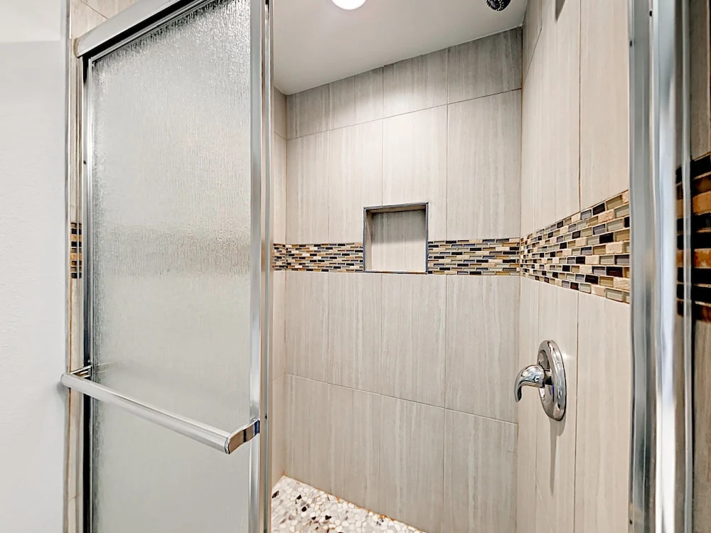 2310 Bradford Street Home