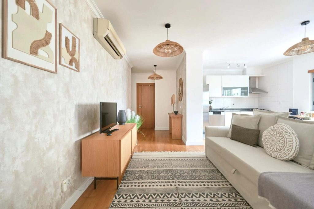 Apartment with Private Terrace & Car Garage
