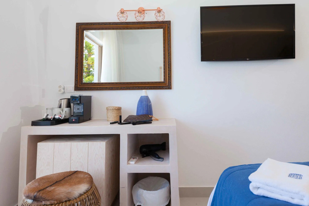 Serenity Spritz Boutique Hotel