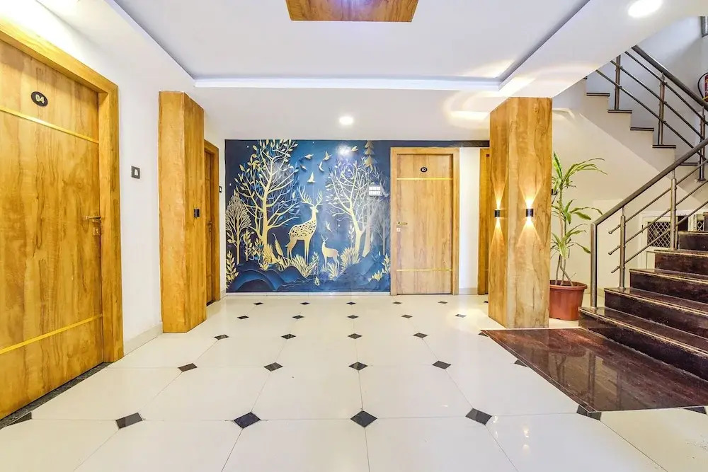 Fabhotel Prime Signor - Airport