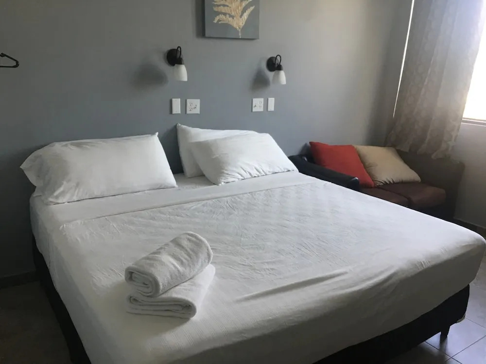Maya Bella Downtown Hotel
