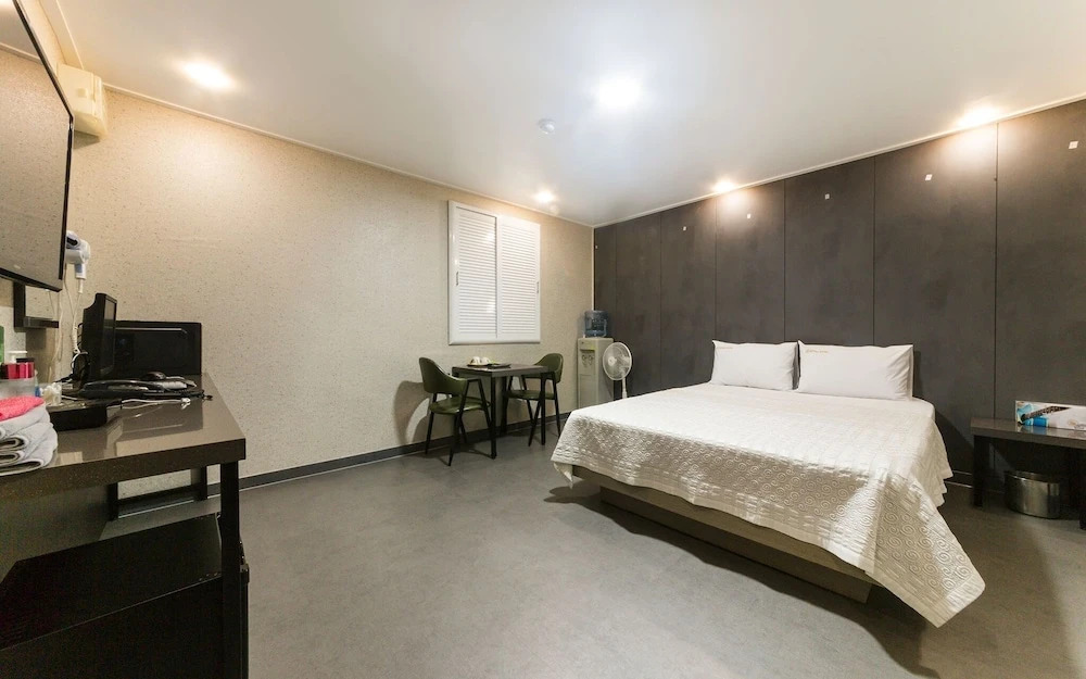 Anyang Riviera