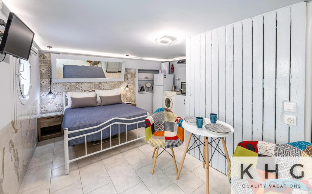 Little Studio in Argostoli (semi ground floor level)