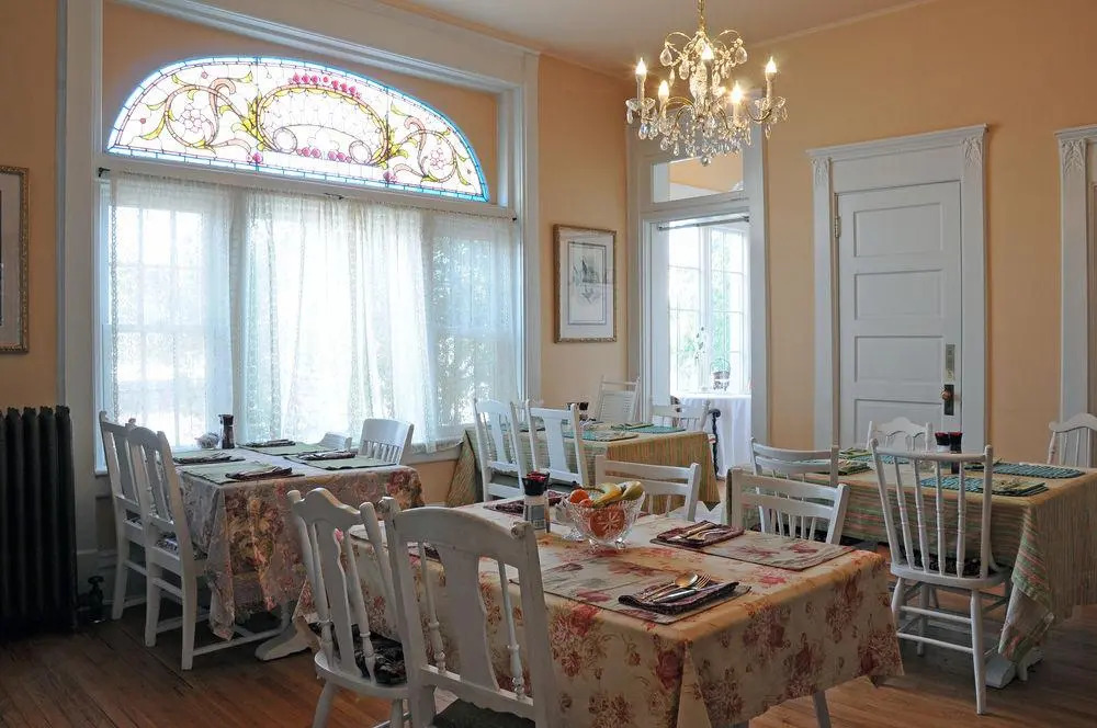 The Holiday Chalet Victorian