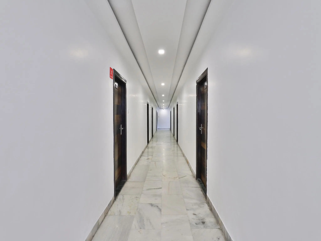 FabHotel Bridge