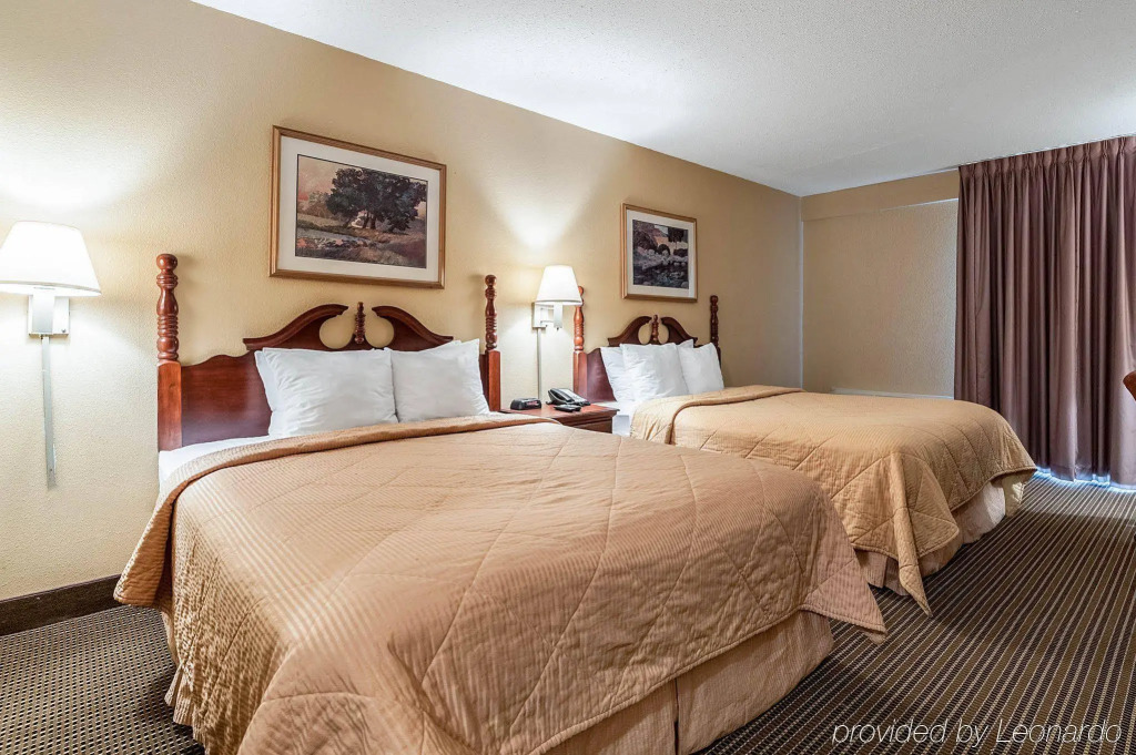 Rodeway Inn