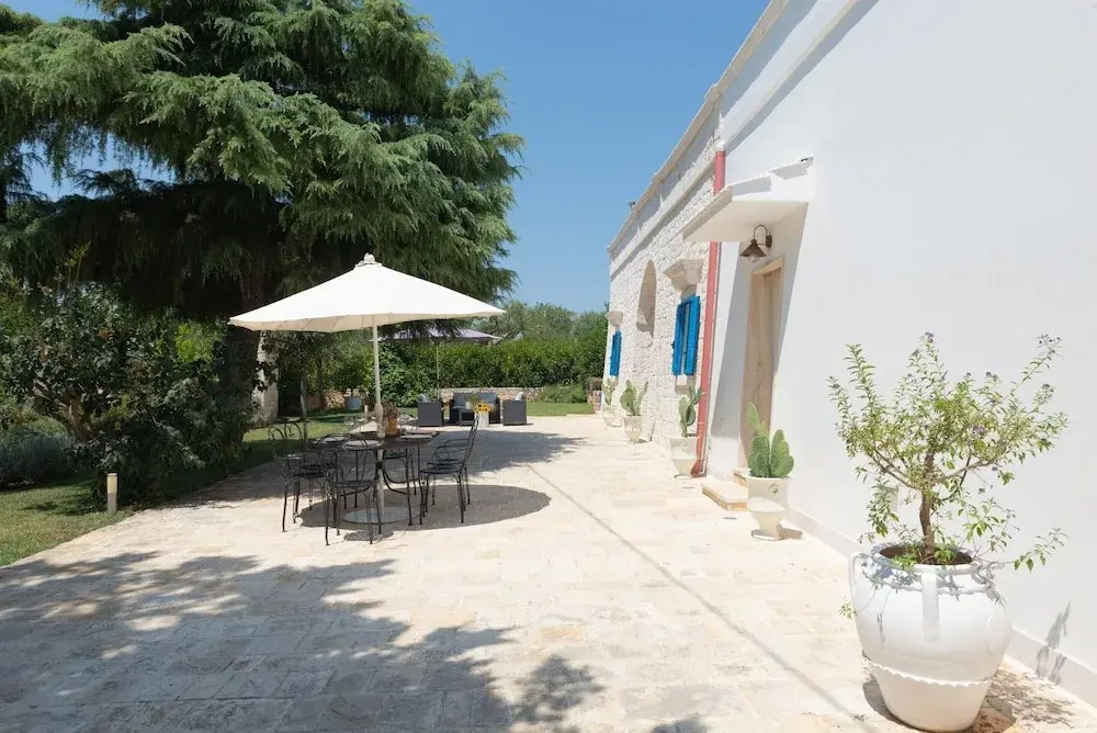 Trulli in Itria Valley with Infinity Pool