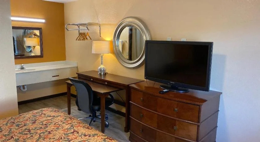 Deluxe Inn Hardeeville
