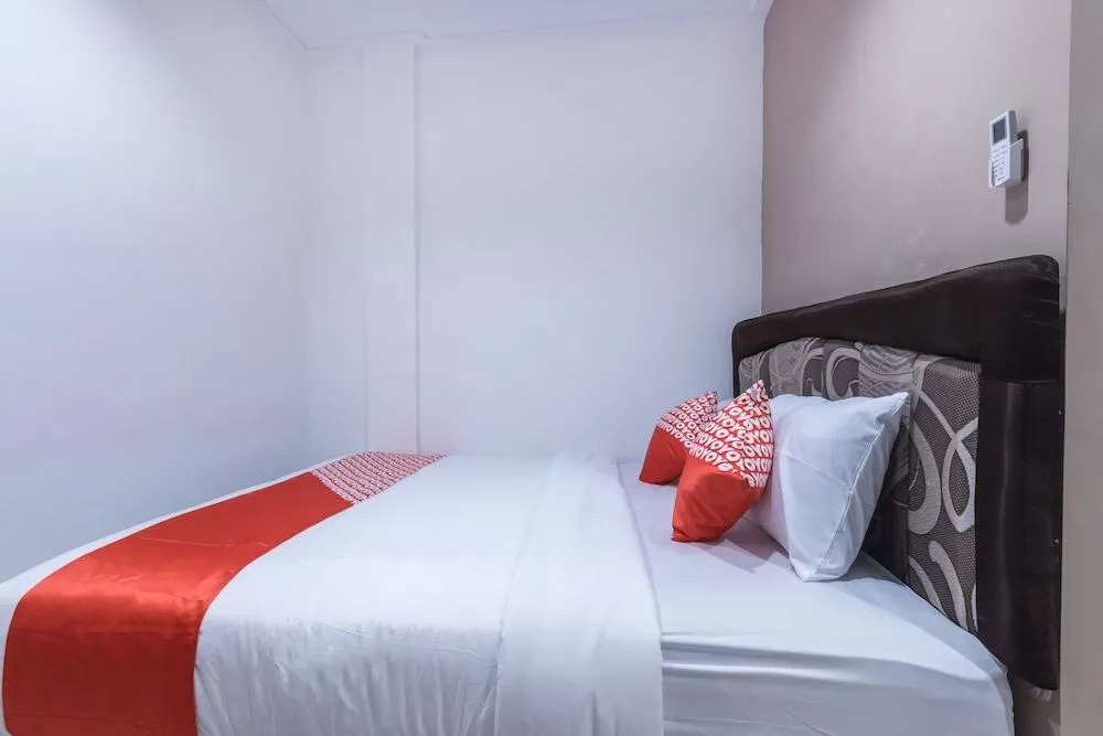 OYO 1310 Urban Residence