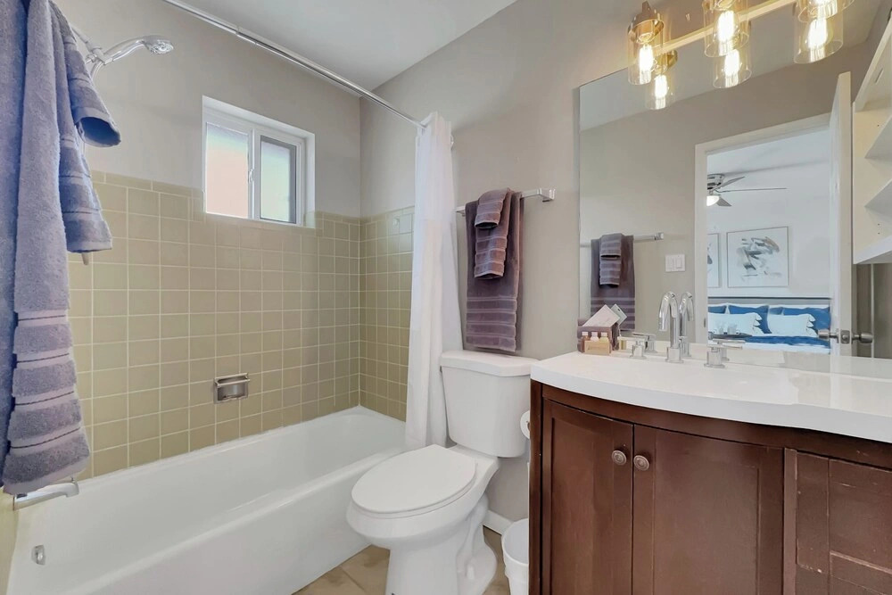 3 Mi to Old Town Scottsdale: Home w/ Patio!