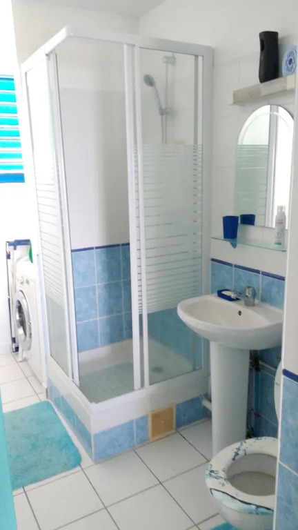 Apartment With one Bedroom in Sainte-anne, With Wonderful sea View, Po