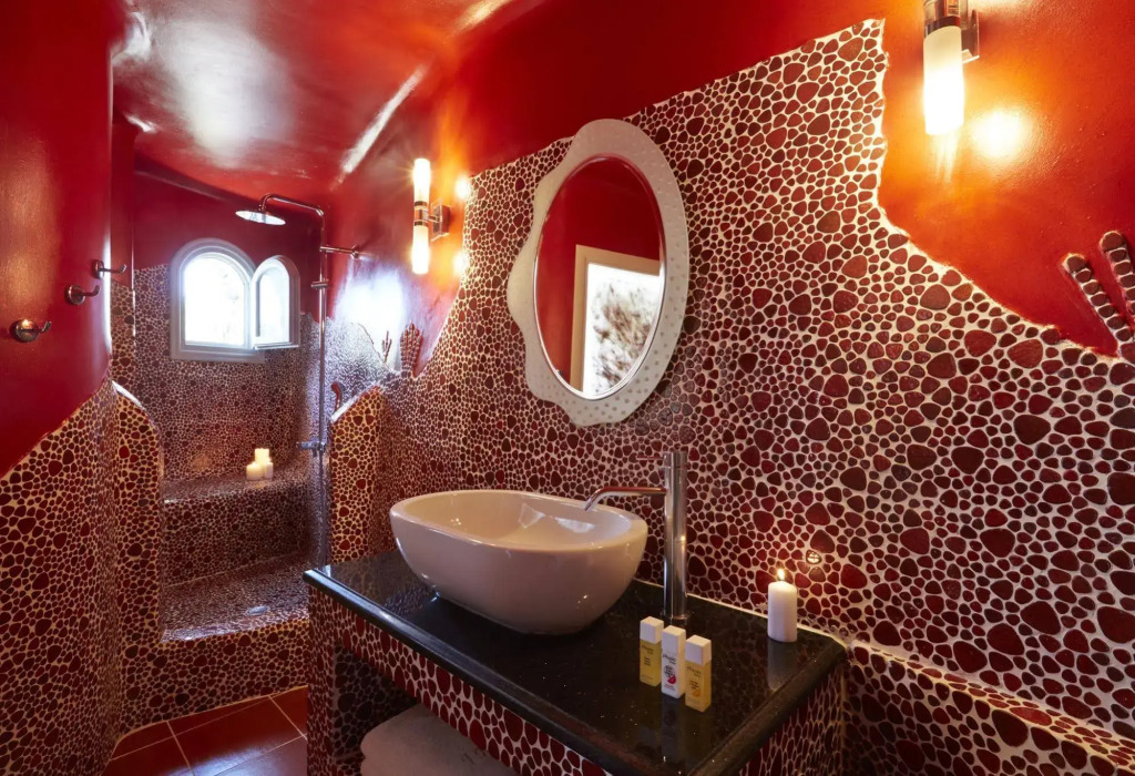 Ira Hotel & Spa