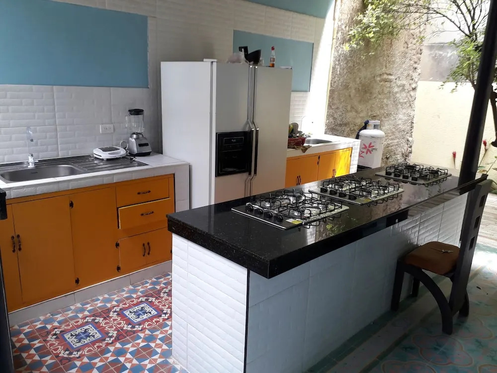 San Antonio Breezes Hostel