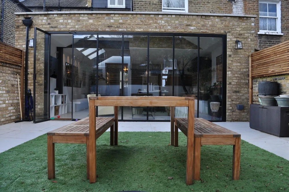 3 Bedroom Family Home In Shepherds Bush