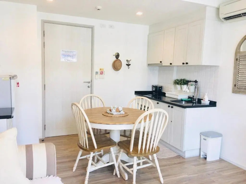 Summer Huahin Condo612,Near beach&Cicada,Beautiful swimming pool