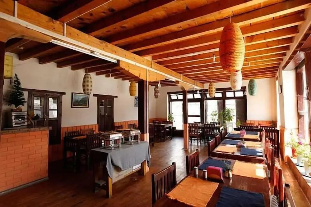 Hotel Om's Home