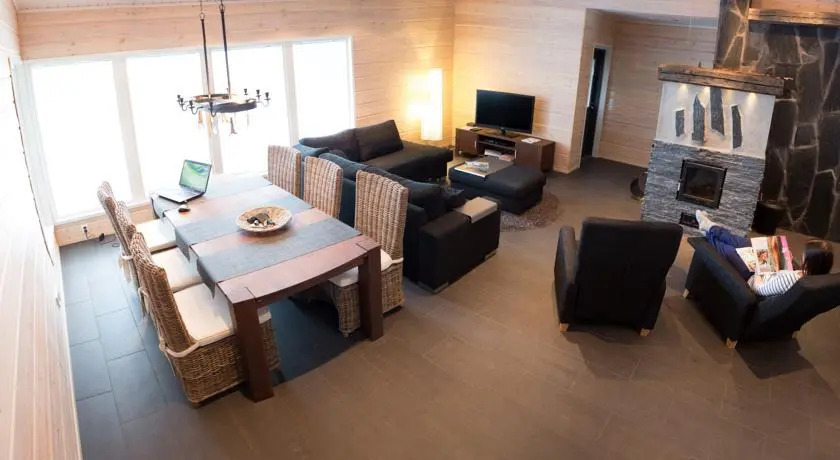 Villa Active