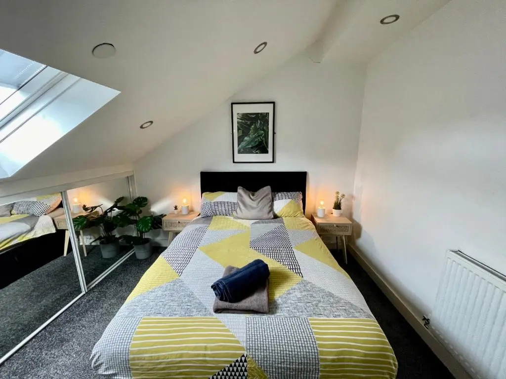 Spacious 1 Bed Apartment In The City Centre